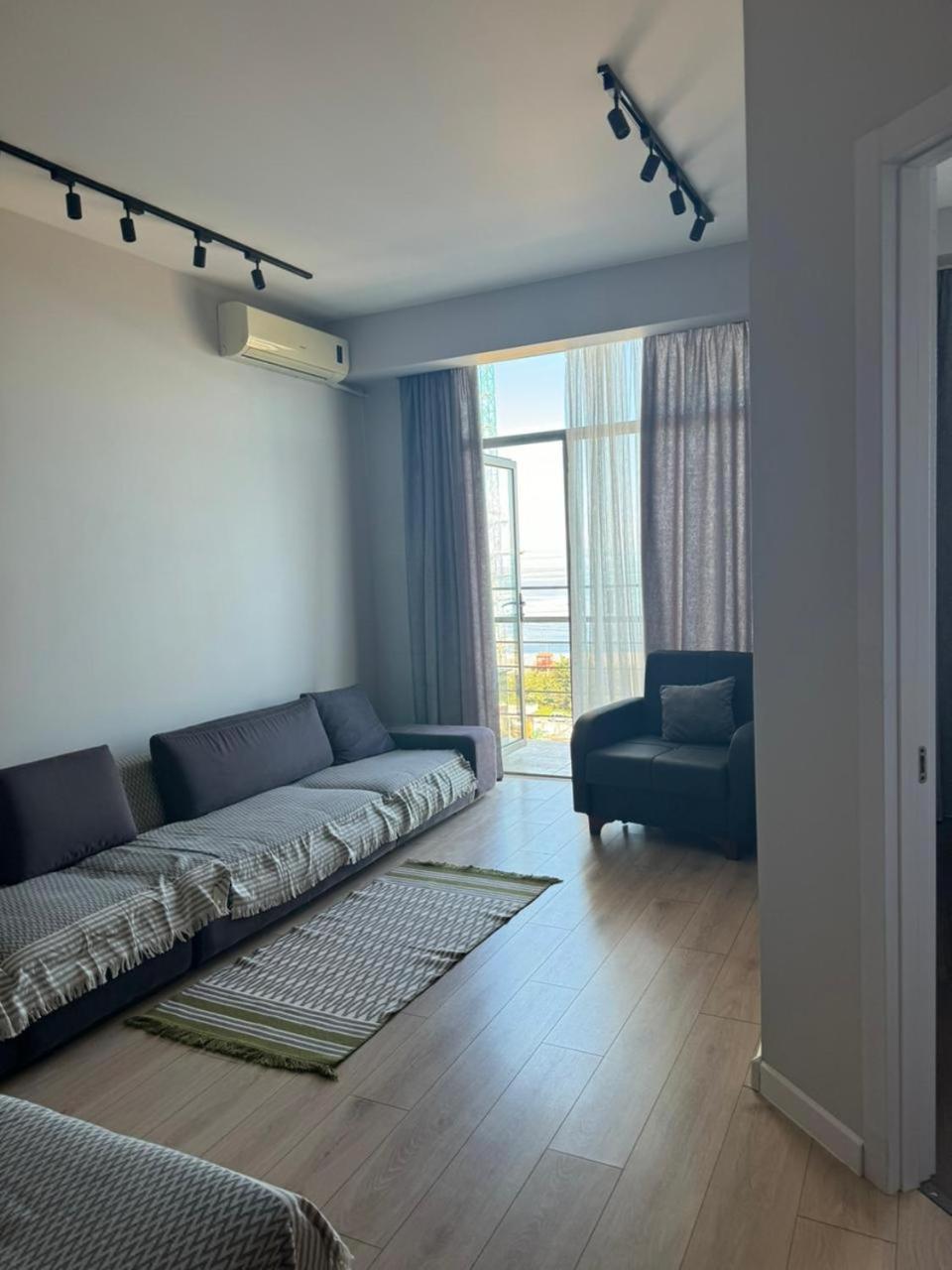 Gio Apartment Batumi Luaran gambar